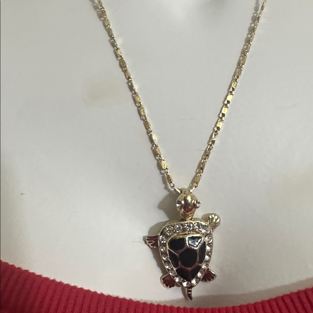 Gold Turtle Jewelry Set with Black Accents - Picture 3 of 9